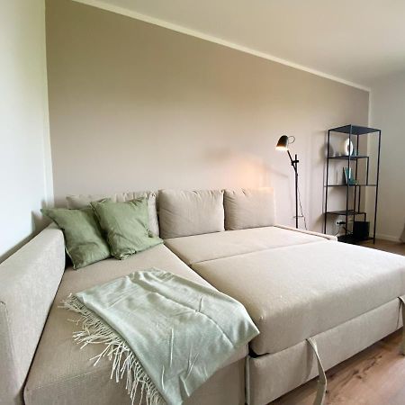 Schoene Wohnung Mit Rheinblick/Duesseldorf/Neuss/Messe Eksteriør bilde