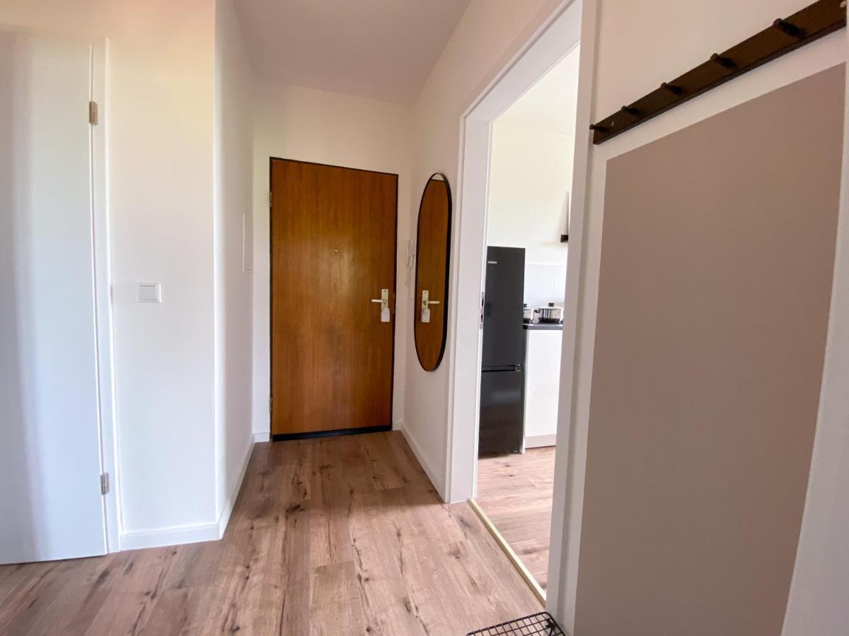 Schoene Wohnung Mit Rheinblick/Duesseldorf/Neuss/Messe Eksteriør bilde