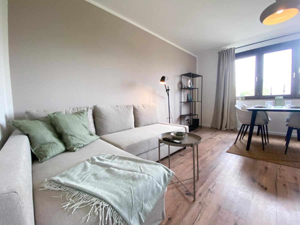 Schoene Wohnung Mit Rheinblick/Duesseldorf/Neuss/Messe Eksteriør bilde