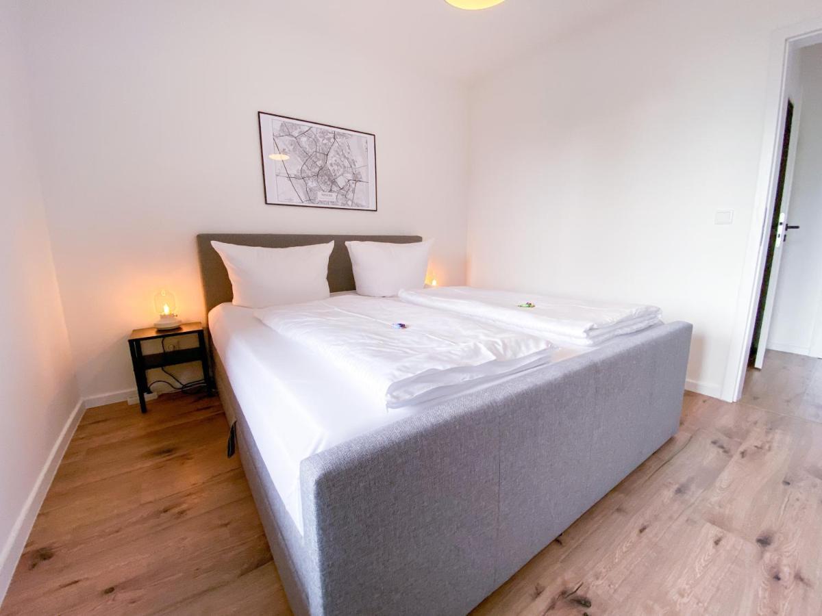 Schoene Wohnung Mit Rheinblick/Duesseldorf/Neuss/Messe Eksteriør bilde